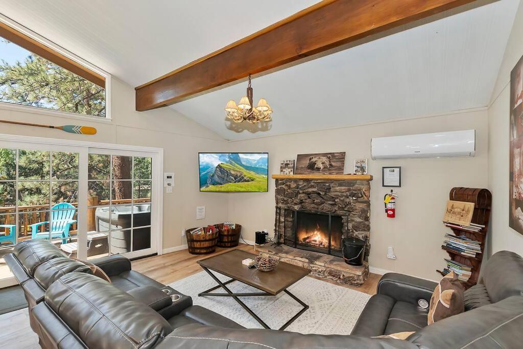 Chalet Monterey W/Hot Tub - Big Decks/Bbq Villa Big Bear Lake Eksteriør bilde