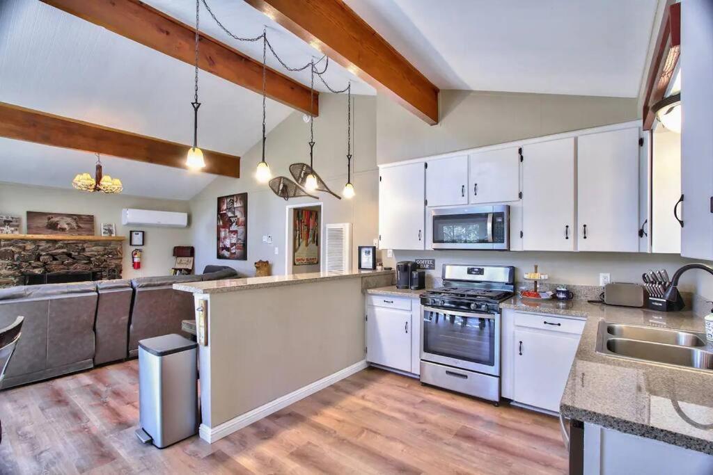 Chalet Monterey W/Hot Tub - Big Decks/Bbq Villa Big Bear Lake Eksteriør bilde